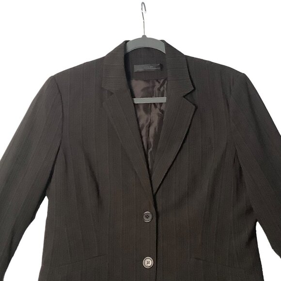 Script Blazer Women Size 10 Brown Pinstripe 2 Button 1 Vent Stretch - Picture 3 of 11
